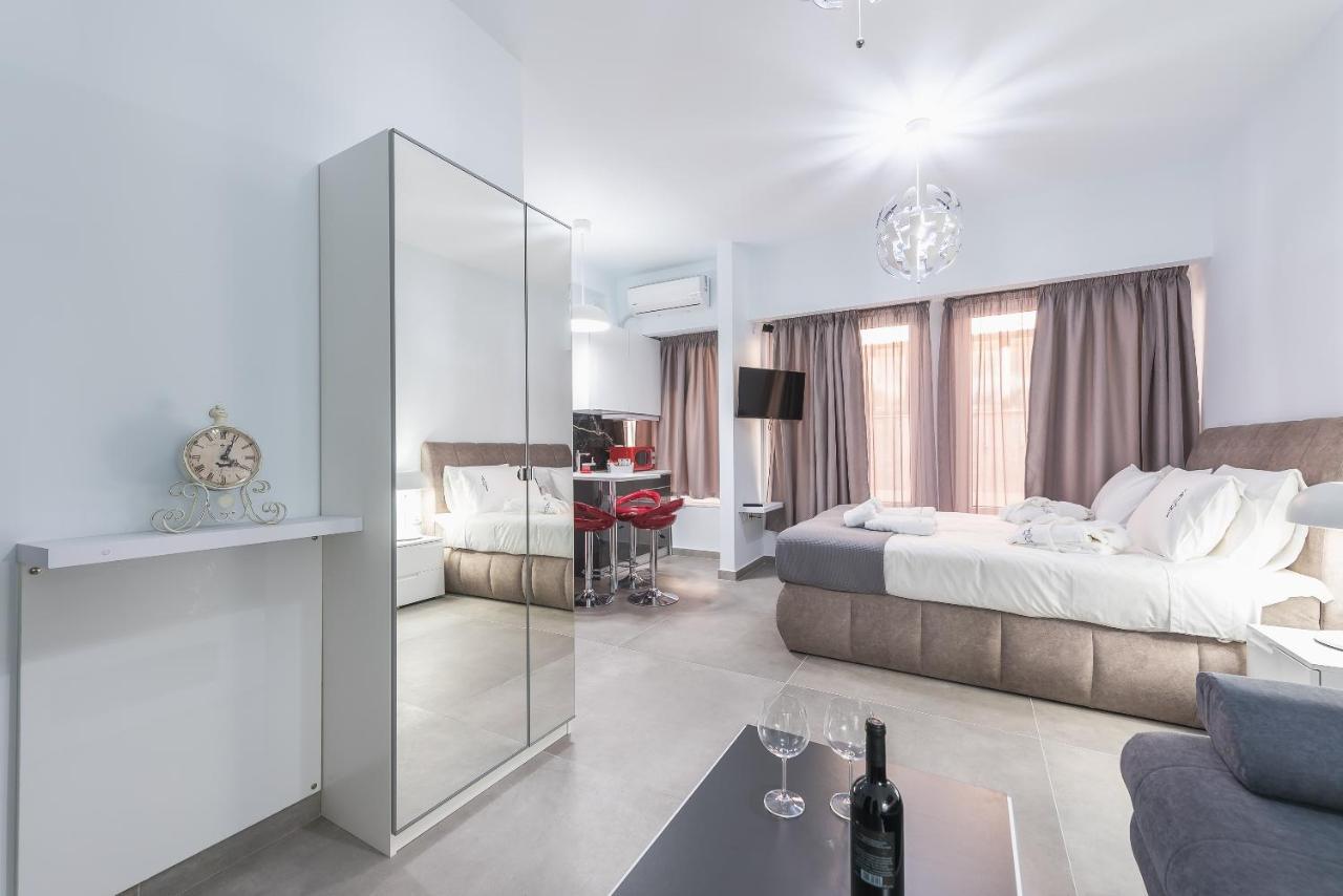 Iguana Gold Luxury Suites 1Min From Ermou Str Athènes Extérieur photo